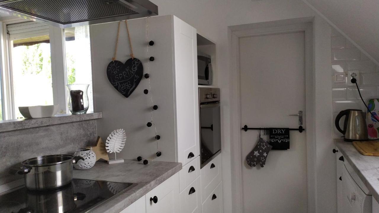 Leander Apartman บาลาตอนแลลเล ภายนอก รูปภาพ