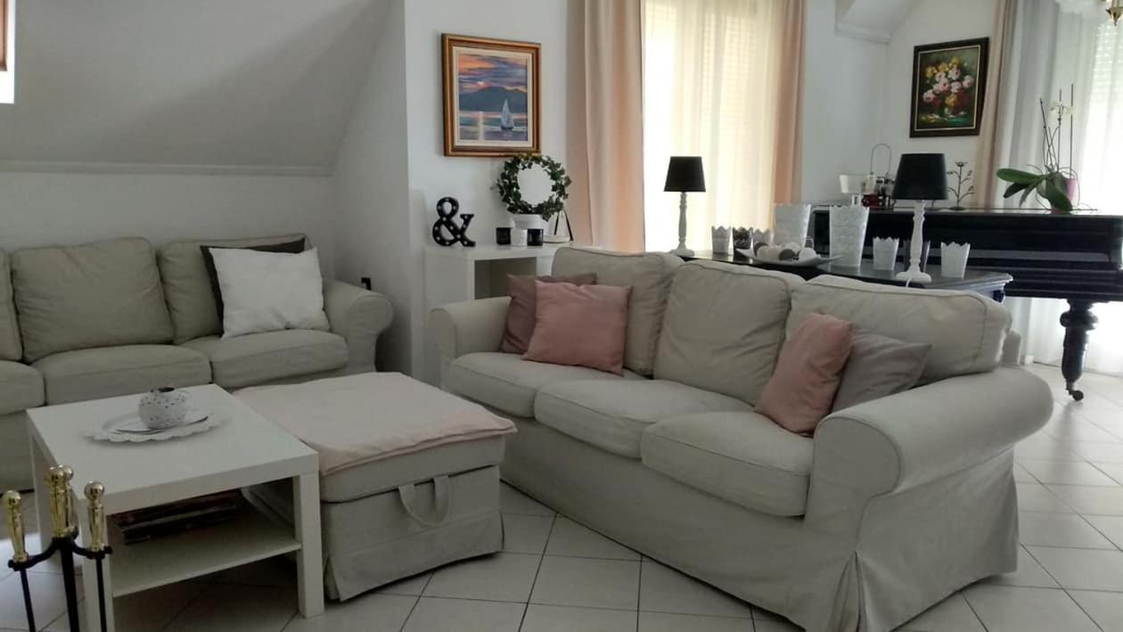Leander Apartman บาลาตอนแลลเล ภายนอก รูปภาพ